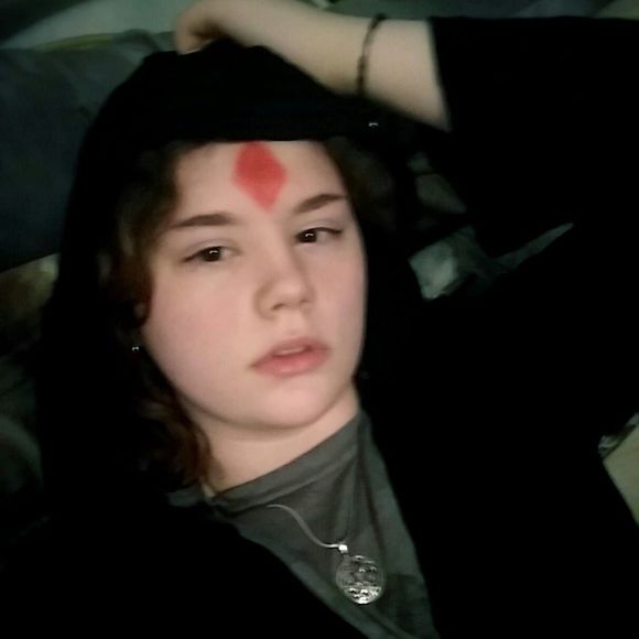 Meet your Posher, Anne - Picture 1 of 1